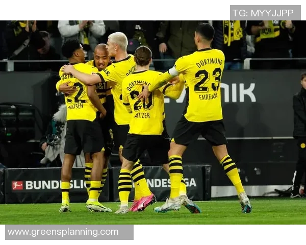 多特蒙德胜弗赖堡,德甲领跑保持不败势头 多特蒙德胜弗赖堡,德甲领跑保持不败势头