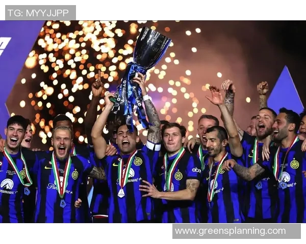 国际米兰续约主帅安东尼奥·孔蒂至2024年:蓝黑军团迎来新篇章