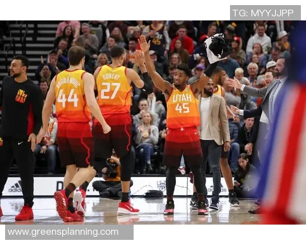 康利再伤！爵士内外线遭重创，卢比奥或重返首发组合