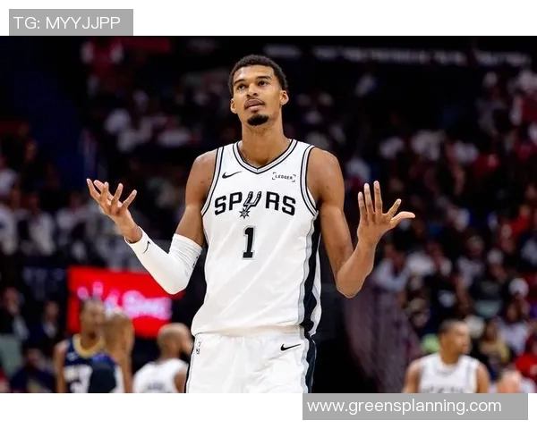 马刺轻松战胜中国男篮，热身赛未受挑战