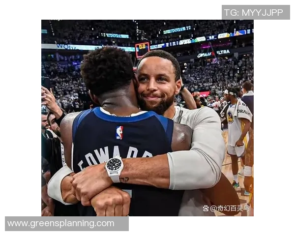 勇士主帅确认库里将继续缺阵时把将尽快重返球场的希望放在字母哥身上