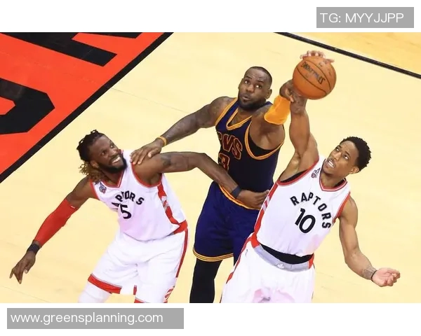 猛龙击败雄鹿晋级东部决赛：绝地反击，勇夺胜利